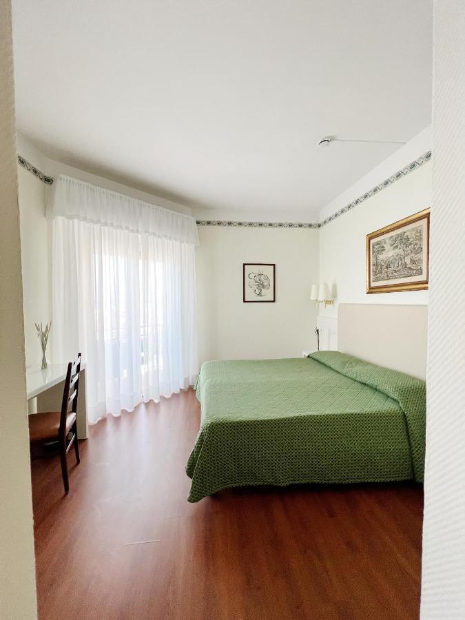 Hotel Piccadilly Lido di Camaiore Esterno foto