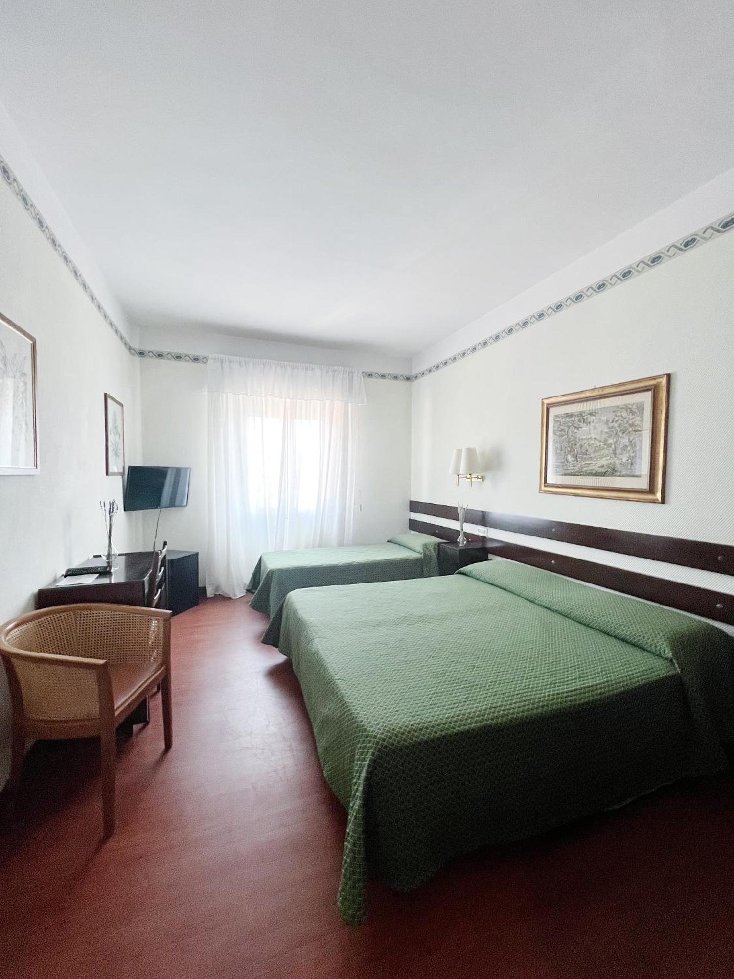 Hotel Piccadilly Lido di Camaiore Esterno foto