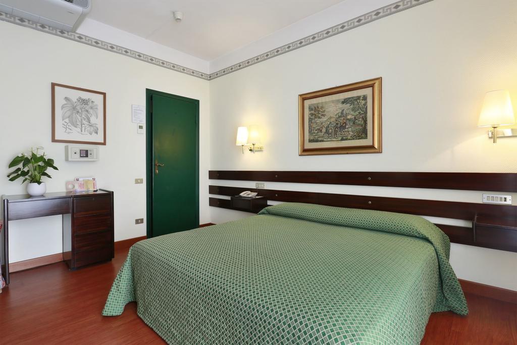 Hotel Piccadilly Lido di Camaiore Esterno foto